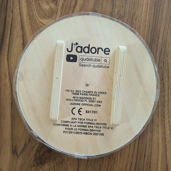 New J'adore Wooden clock puzzle - Picture 2 of 2